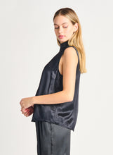 Charger l&#39;image dans la galerie, Haut satin noir black tape - 2223547T-noir
