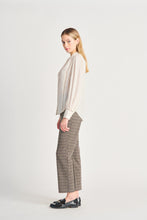 Charger l&#39;image dans la galerie, Blouse beige black tape - 2223718T- beige Clair
