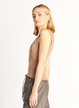 Charger l&#39;image dans la galerie, Camisole brun Dex - 2224034D-noix de coco
