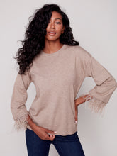 Charger l&#39;image dans la galerie, Chandail Camel manche plume Charlie b - C2602
