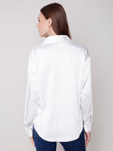 Charger l&#39;image dans la galerie, Chemise satin écru Charlie b - C4489
