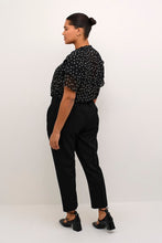 Charger l&#39;image dans la galerie, Blouse - Kaffe Curve - 10582575 - Noir / Blanc
