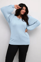 Charger l&#39;image dans la galerie, Chandail - Kaffe Curve - 10582598 - Celestial Blue
