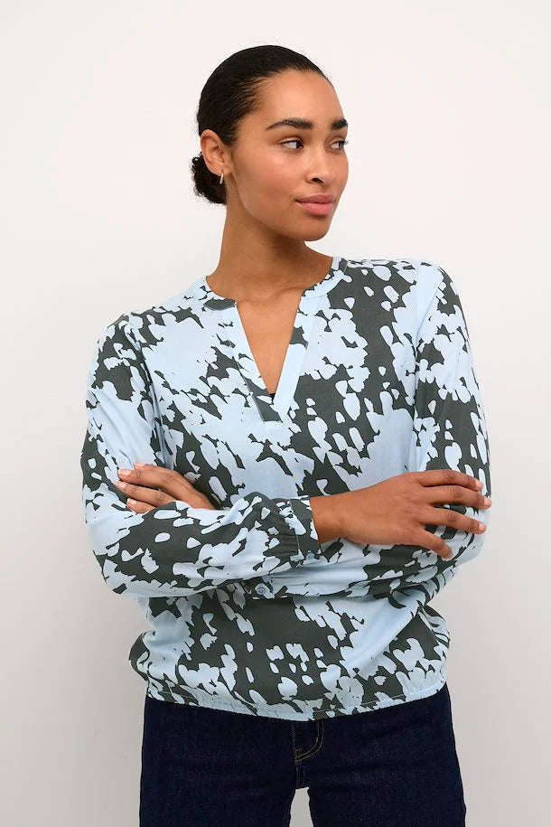 Blouse - Kaffe - 10507919 - Grey/blue graphic